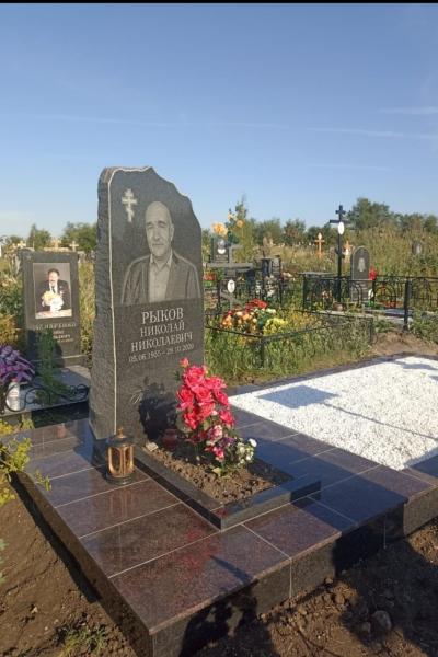 Эксклюзивный Памятник Купить или Заказать в Энгельсе и Саратове